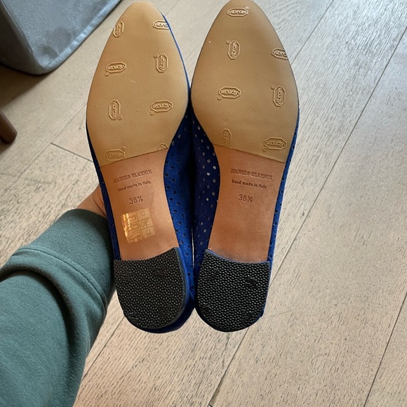 Manolo Blahnik Blue Suede Flats - Picture 8 of 11